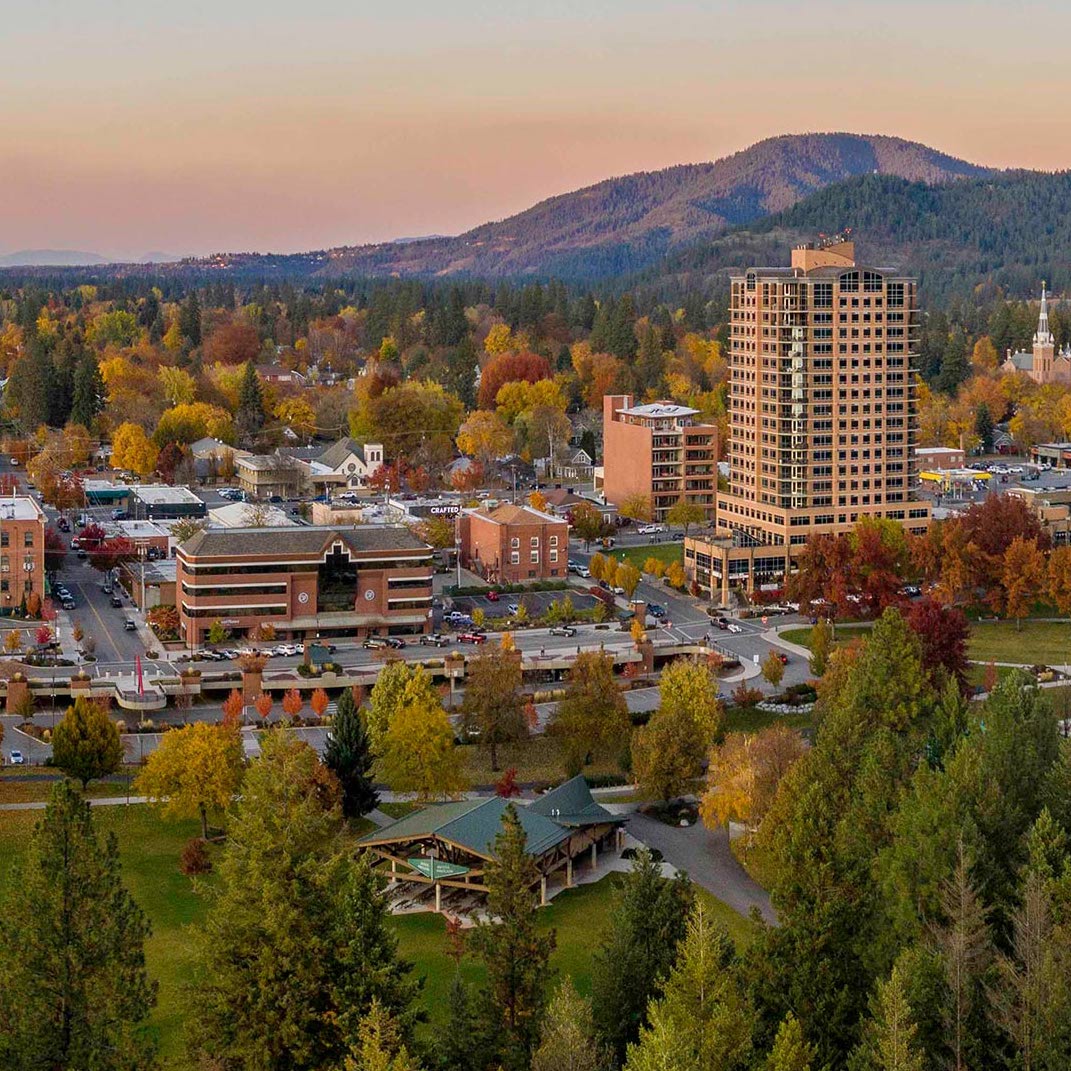 drone shot of downtown coeur d'alene, ID